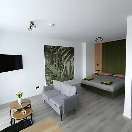 Nxn Airportstay Апартаменти *