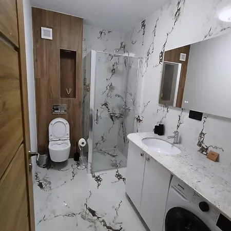 Apartment Nxn *